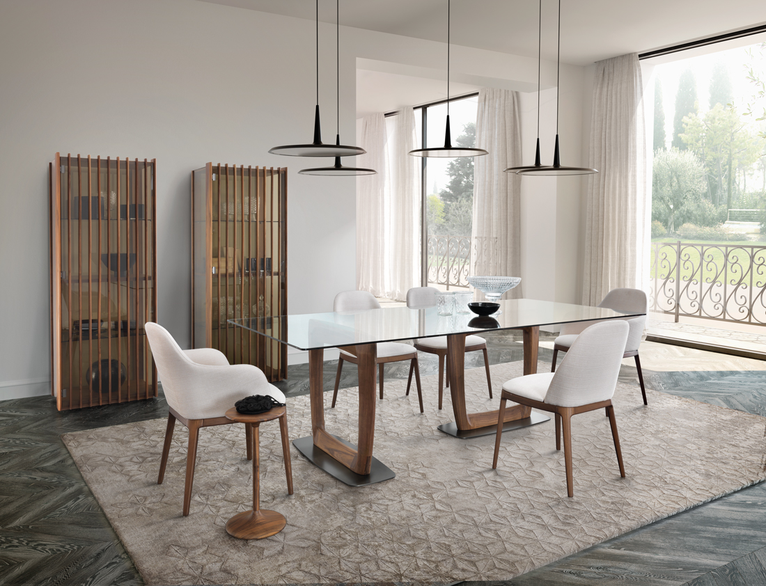 AaronTavolo da pranzo con piano legno o vetro dalle linee geometriche | Aaron Dining table with wooden or glass top with geometric lines